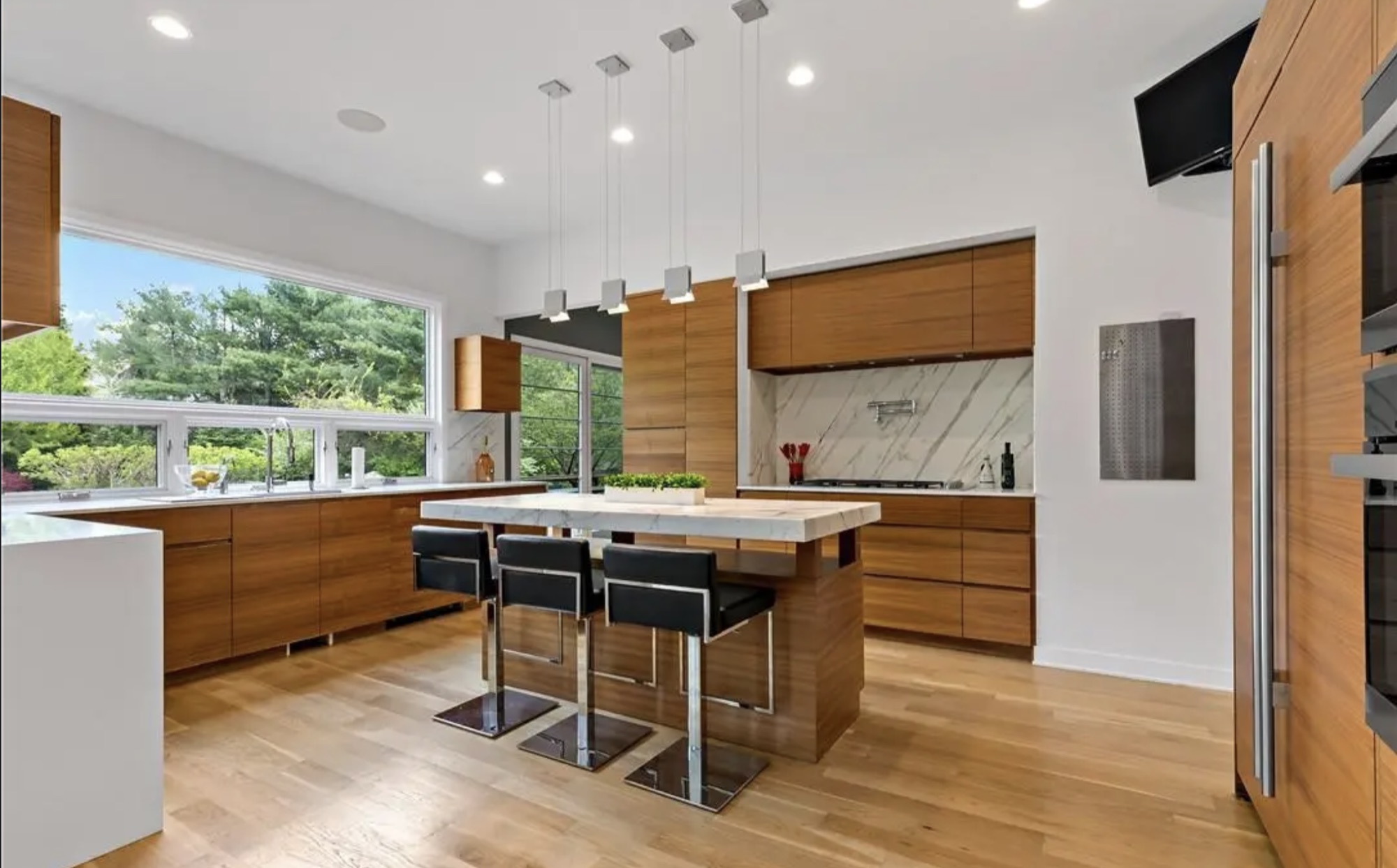 Mamaroneck Modern in Mamaroneck, NY — photo 2 of 7