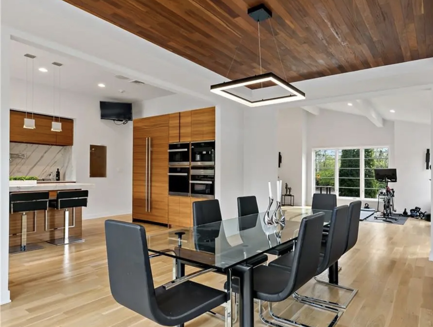 Mamaroneck Modern in Mamaroneck, NY — photo 4 of 7